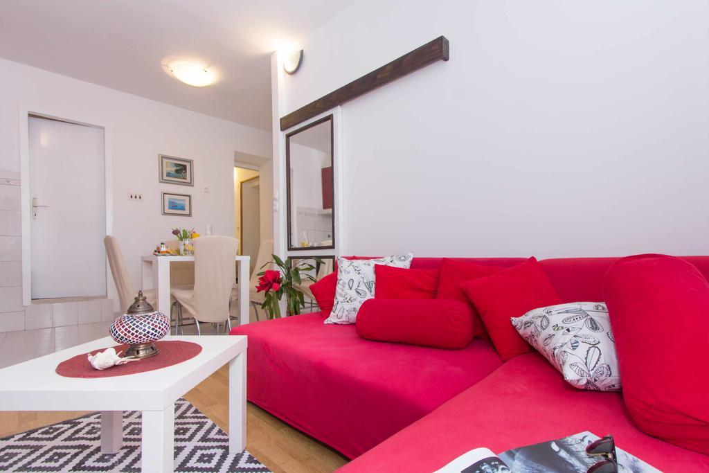 Red Valentino Apartment Split Eksteriør billede