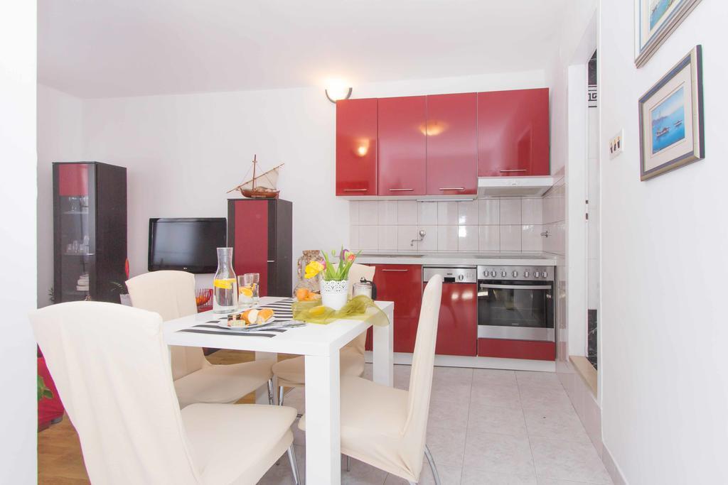 Red Valentino Apartment Split Eksteriør billede